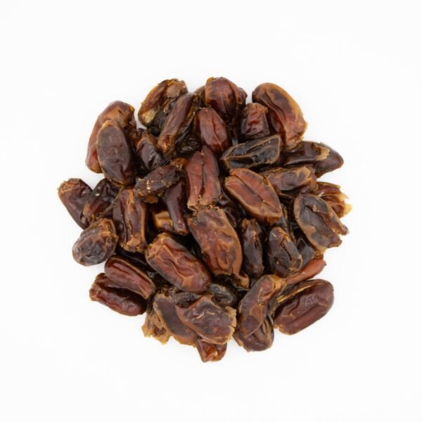 Premium pitted dates