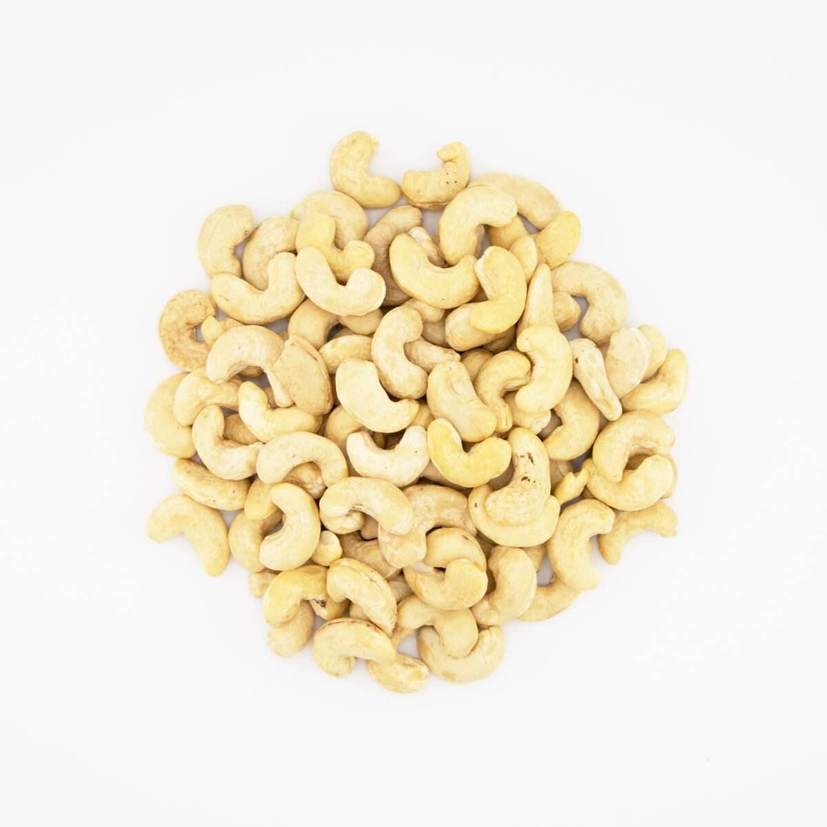 RAW LARGE CASHEWS Raw Whole Cashews - Image 1