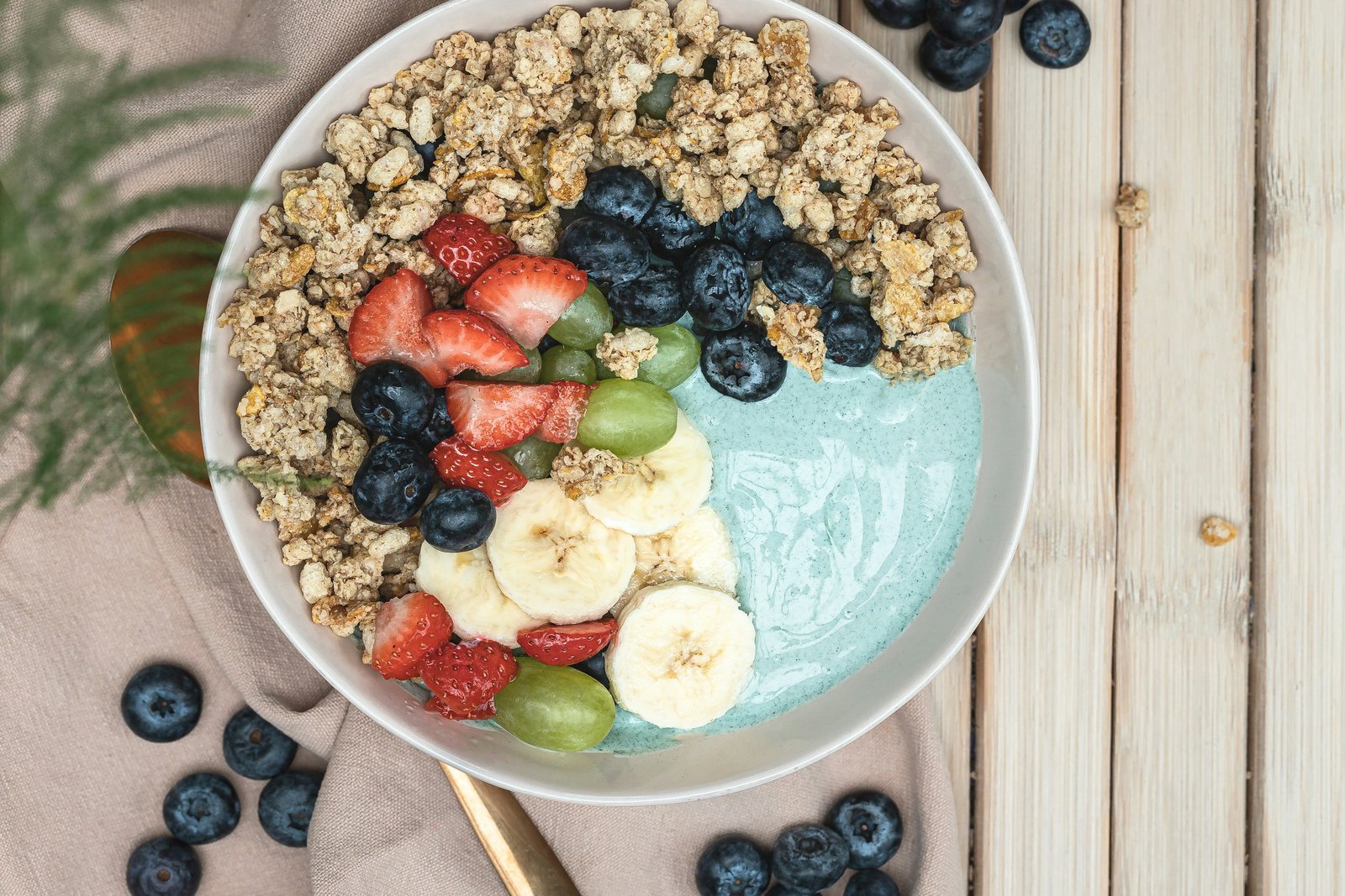 recipes granola fruit bowl